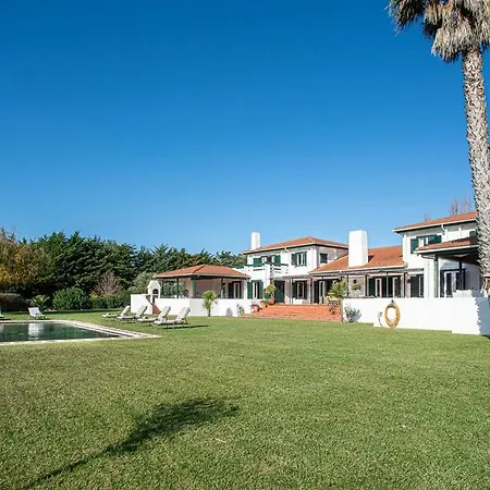 Villa Gramado - Marvelous 7 Bedroom With Private Pool And Beautiful Garden - Perfect For Large Nafarros
