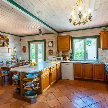 Gramado - Marvelous 7 Bedroom With Private Pool And Beautiful Garden - Perfect For Large * Nafarros
