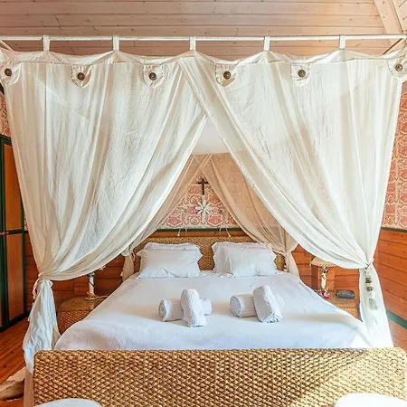 Villa Gramado - Marvelous 7 Bedroom With Private Pool And Beautiful Garden - Perfect For Large Nafarros